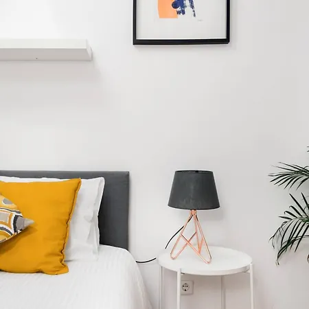 Downtown Duplex Apartman *